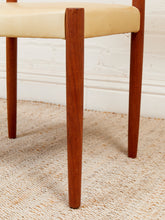 Load image into Gallery viewer, Danish modern Teak Chairs with Seat