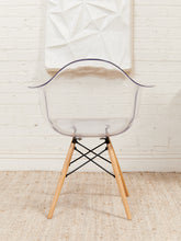 Load image into Gallery viewer, Acrylic Shell Chair