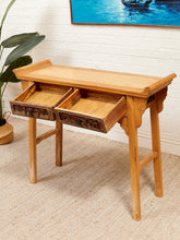 Load image into Gallery viewer, Vintage Chinese Desk Entry Table