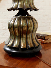 Load image into Gallery viewer, Lotus Lamp