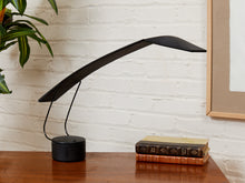 Load image into Gallery viewer, Vintage 1984 Italian Paf Mario Barbaglia and Marco Colombo Dove Lamp
