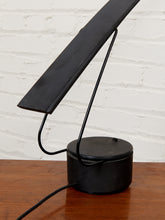 Load image into Gallery viewer, Vintage 1984 Italian Paf Mario Barbaglia and Marco Colombo Dove Lamp