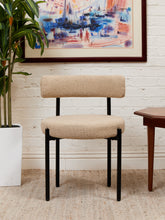 Load image into Gallery viewer, Roberta Chair