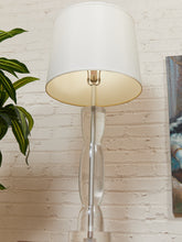 Load image into Gallery viewer, Lucite Lamp With Chunky Lucite Finial