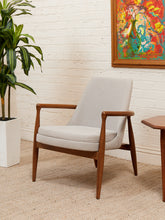 Load image into Gallery viewer, Curved Ivory Lounge Chair