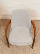 Load image into Gallery viewer, Curved Ivory Lounge Chair