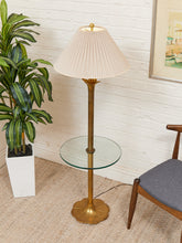 Load image into Gallery viewer, Vintage Laurel Brass Table Lamp