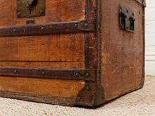 Load image into Gallery viewer, Wood Antique Chest