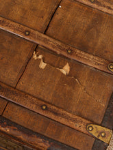 Load image into Gallery viewer, Wood Antique Chest