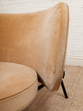 Load image into Gallery viewer, Pebble Sculptural Velvet Lounge Chair
