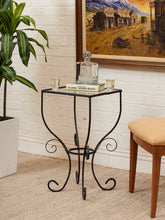 Load image into Gallery viewer, Black Wire Side Table