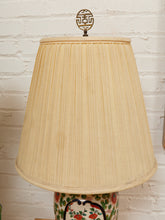 Load image into Gallery viewer, Vintage Asian Chinoiserie Table Lamp