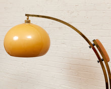 Load image into Gallery viewer, 1970s Vintage Gold Floor Lamp