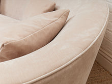 Load image into Gallery viewer, Aria in Amichi Sand