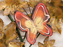 Load image into Gallery viewer, Brass Vintage Flower Wall Hanging