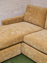 Load image into Gallery viewer, Hauser in Maize