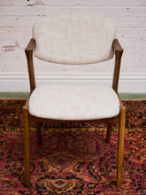 Load image into Gallery viewer, TRex Chair in Celine Oatmeal