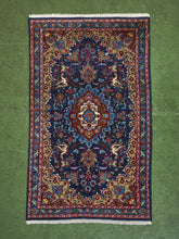 Load image into Gallery viewer, Vintage 7 ‘x 3 1/2 ‘ Rug