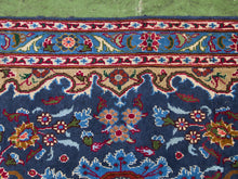 Load image into Gallery viewer, Vintage 7 ‘x 3 1/2 ‘ Rug
