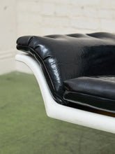 Load image into Gallery viewer, Futuristic Atomic Chair