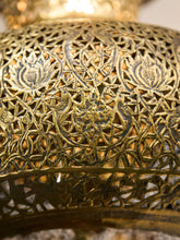 Load image into Gallery viewer, Moroccan Bulbesque Chandelier