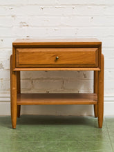 Load image into Gallery viewer, Elmwood Vintage End Table