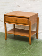 Load image into Gallery viewer, Elmwood Vintage End Table