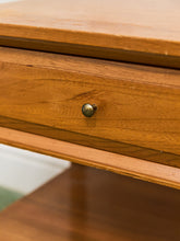 Load image into Gallery viewer, Elmwood Vintage End Table