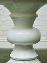 Load image into Gallery viewer, Pedestal Table