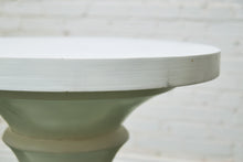 Load image into Gallery viewer, Pedestal Table