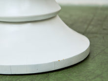 Load image into Gallery viewer, Pedestal Table