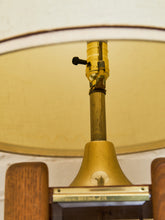 Load image into Gallery viewer, Oak 70’s Table Lamp
