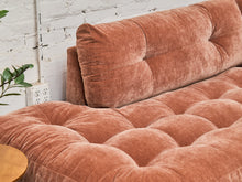 Load image into Gallery viewer, Prima 6 piece Sectional In Ginger