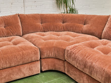 Load image into Gallery viewer, Prima 6 piece Sectional In Ginger