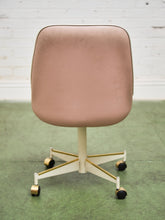 Load image into Gallery viewer, Pink Vintage Chair