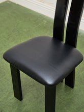 Load image into Gallery viewer, Set of 4 post Modern Dining Chairs