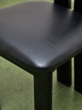 Load image into Gallery viewer, Set of 4 post Modern Dining Chairs