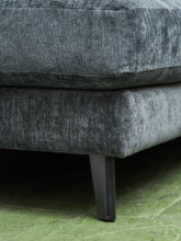 Load image into Gallery viewer, Las Palmas Sectional