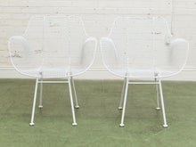 Load image into Gallery viewer, Vintage Mid Century Modern Russell Woodard Sculptura Chair