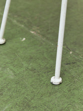 Load image into Gallery viewer, Vintage Mid Century Modern Russell Woodard Sculptura Chair