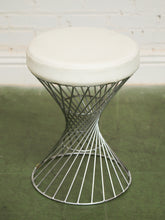Load image into Gallery viewer, 1970’s Wire Stool