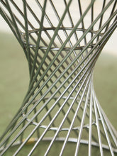 Load image into Gallery viewer, 1970’s Wire Stool