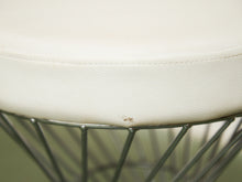 Load image into Gallery viewer, 1970’s Wire Stool