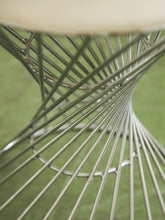 Load image into Gallery viewer, 1970’s Wire Stool