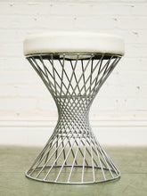 Load image into Gallery viewer, 1970’s Wire Stool