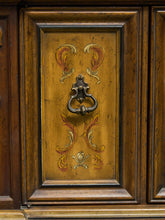 Load image into Gallery viewer, Drexel Heritage Hutch