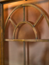 Load image into Gallery viewer, Drexel Heritage Hutch