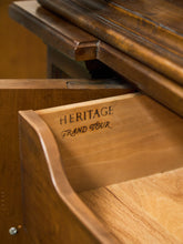 Load image into Gallery viewer, Drexel Heritage Hutch
