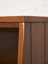 Load image into Gallery viewer, Mid Century Hutch