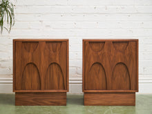 Load image into Gallery viewer, Pair of Scandi Nightstands with Plinth Base